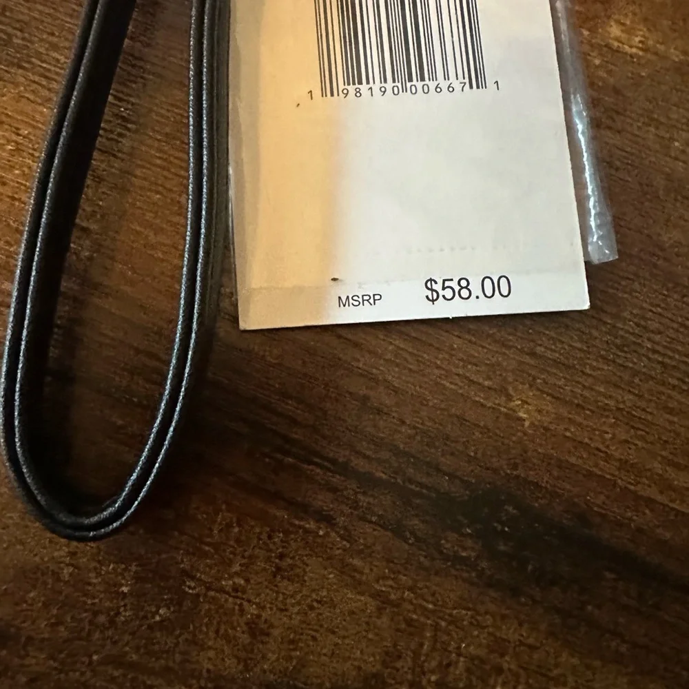 Betsy Johnson Bat Wristlet Wallet Black with Metal Bats NWT Wristlet Strap - Picture 6 of 6